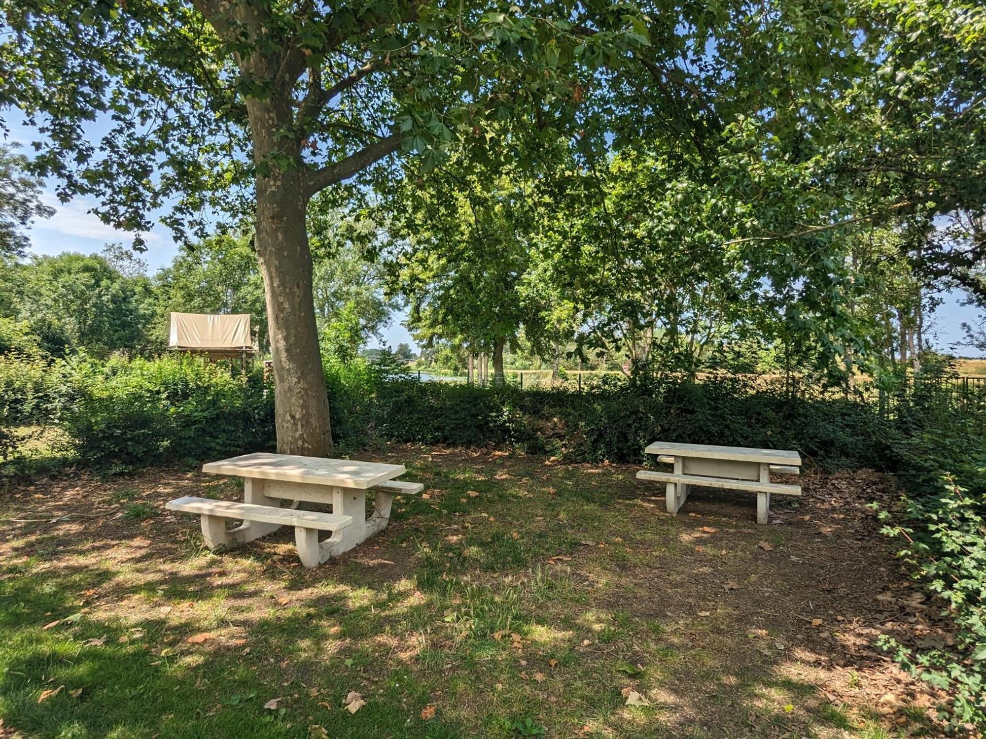 Camping Onlycamp La Confluence Savonnières Eksteriør bilde