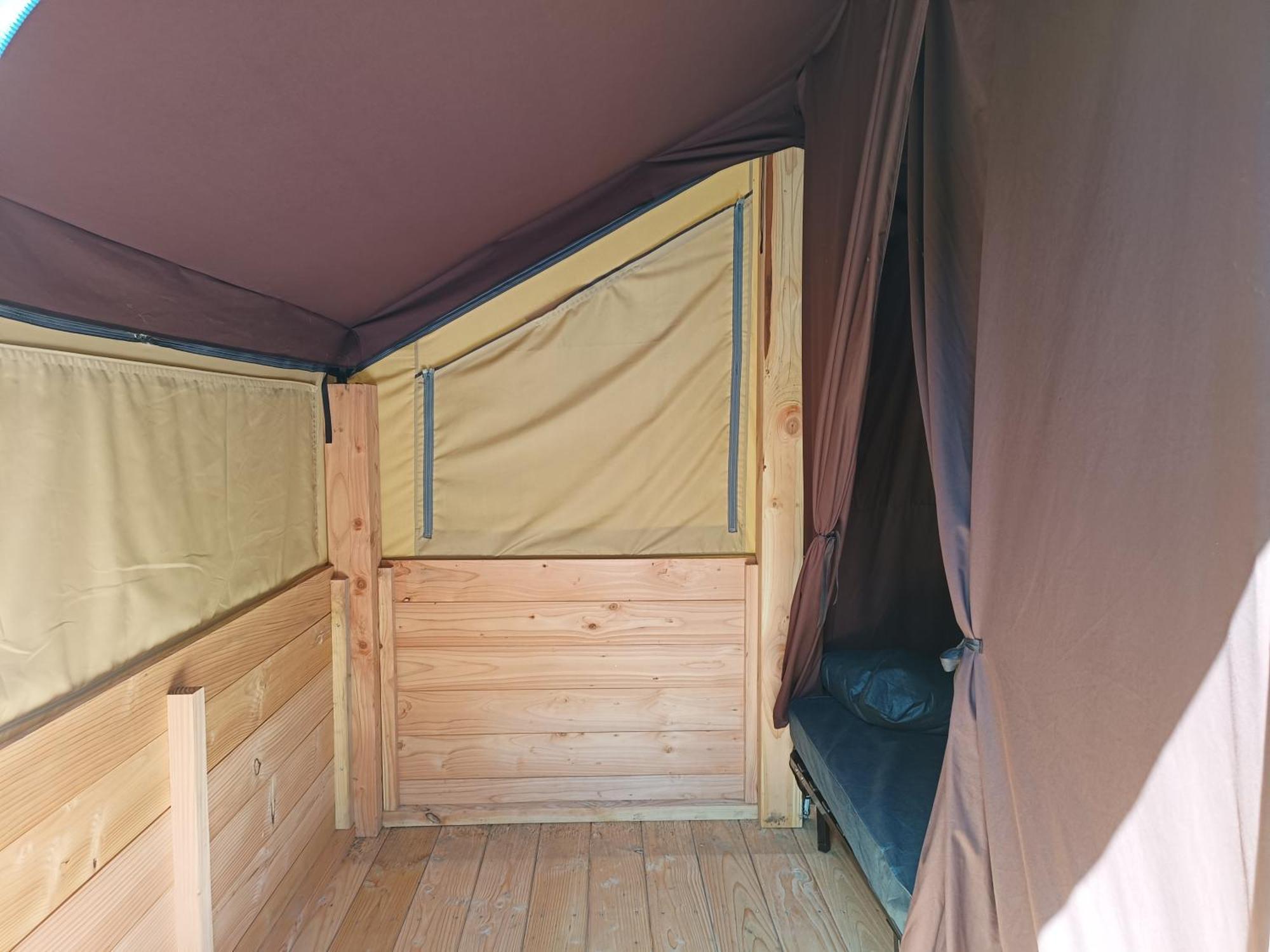 Camping Onlycamp La Confluence Savonnières Eksteriør bilde